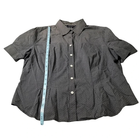 Jones New York signature size XL Black and White Shirt Buttons up women's - Picture 6 of 9
